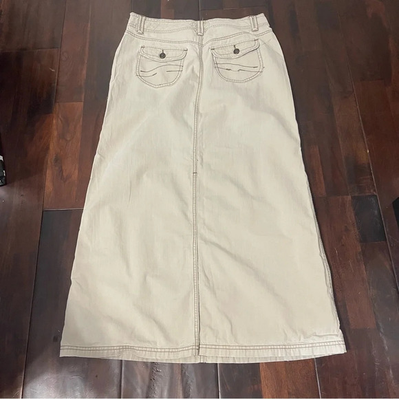 Maurice’s Long Khaki Skirt Size 7/8 Apostolic Modest - Picture 4 of 8